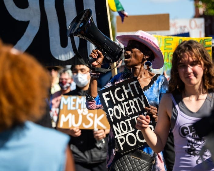 Memphis Neighbors Build Underground Food Network as ICE Raids Turn Immigrant Families Into Prisoners at Home