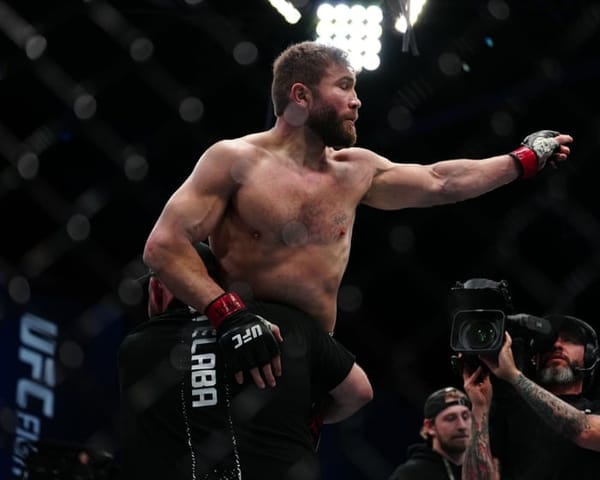 The FBI Now Trains With Cage Fighters. That's Not the Scary Part.